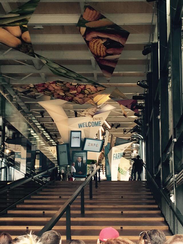 PippoDuCeTomasi's tweet photo. #padiglioneStatiUniti #ExpoMilano2015 @Falcone_News http://t.co/63BYrIjFyf