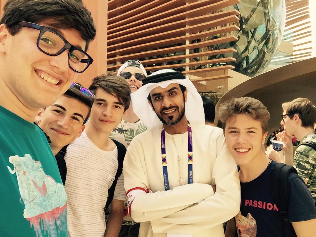 PippoDuCeTomasi's tweet photo. #padiglioneEmiratiArabi #ExpoMilano2015 @Falcone_News http://t.co/qnPEO364Kb