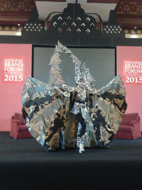 #IBF2015 Jember Fashion Week, you're so AMAZING. You show this country to the world <a href="/IDbrandforum/">IndonesiaBrandForum</a>