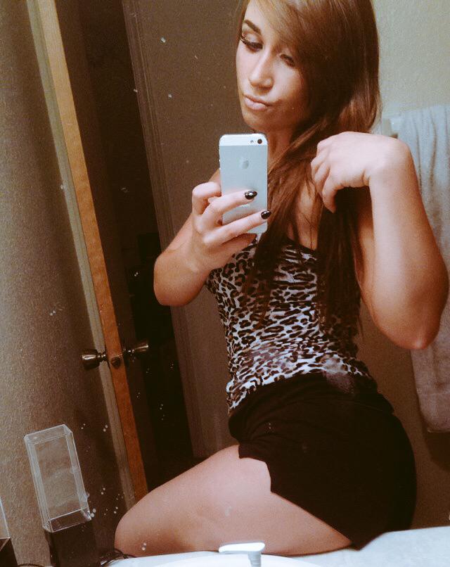 lookforbrooke tweet picture