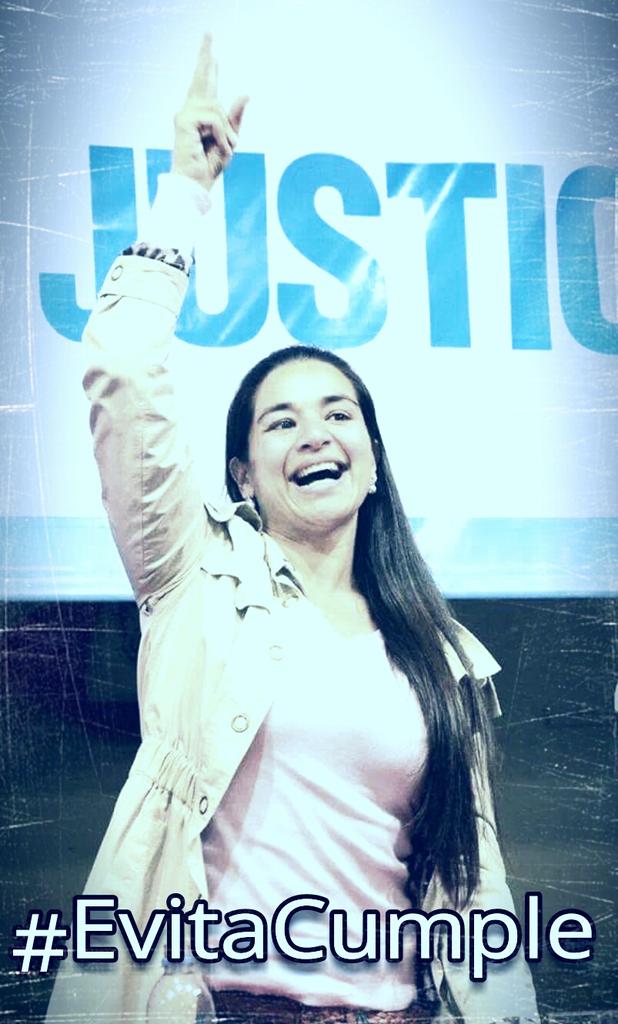 FerSaltaOk's tweet photo. Feliz Cumpleaños 🎂 @EvitaIsa
Gran Compañera Ejemplo de Compromiso y Humildad!!!!

✌✌✌ #EvitaCumple ✌✌��

@MiguelIsaOk http://t.co/bkv71eIdaG