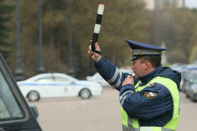 В Брянске в пятницу пройдут сплошные проверки водителей. Сотрудники ДПС будут дежурить в Советском районе Брянска.