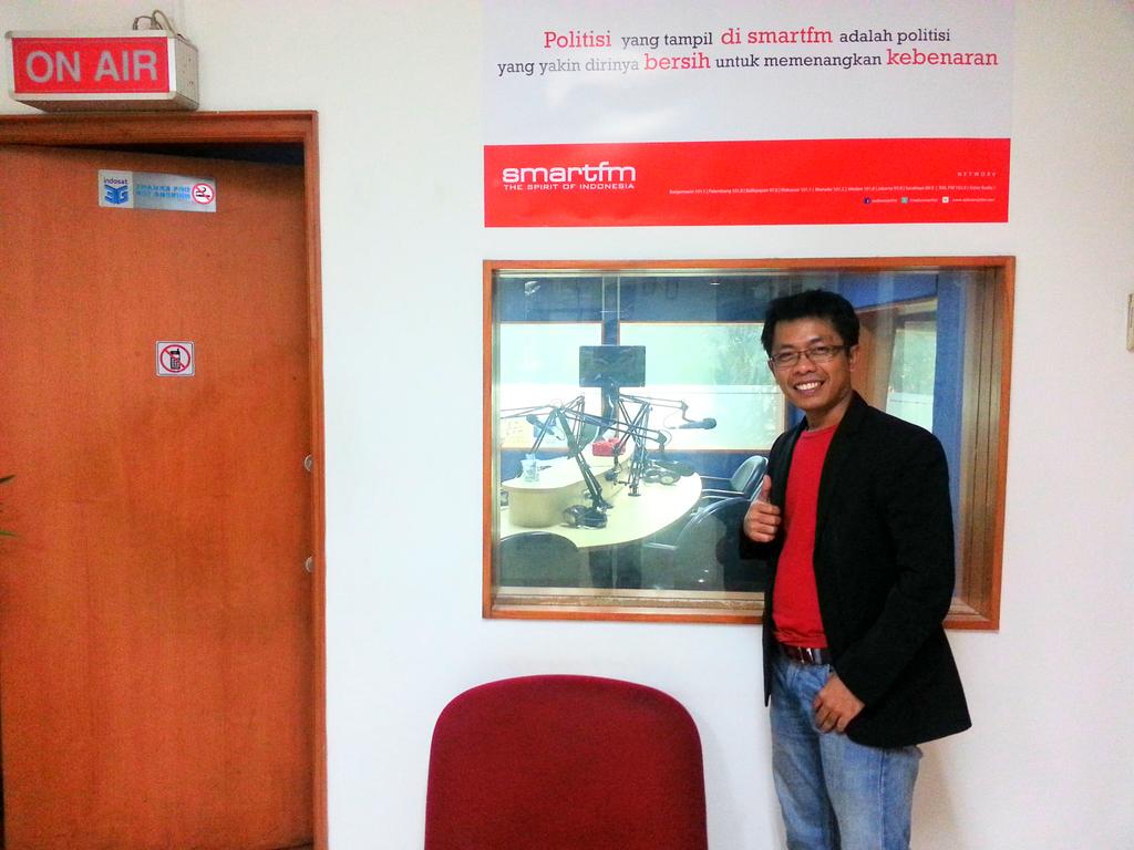 Now... TALKSHOW BISNIS brsama Coach Wahid. Mengupas dahsyatnya BISNIS &amp; PROPERTY Modal Kartu Kredit. Ikuti seminarnya