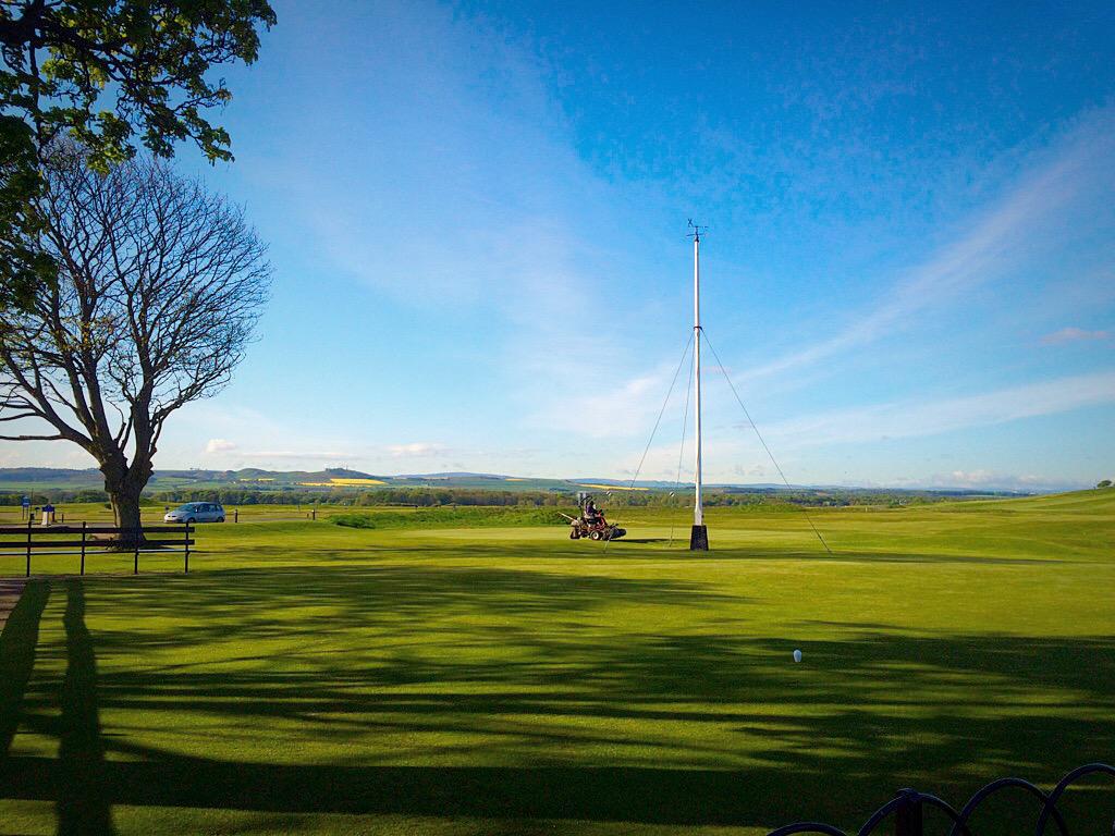 GullaneProShop's tweet photo. What a fantastic day for golf! #Gullane #ScottishOpen2015 #SunIsOut #LinksGolf #Test #Golf http://t.co/AQebcFeFm0