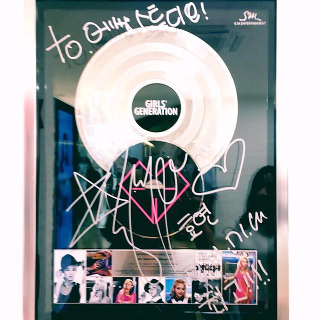 hyostagramtweet's tweet photo. [INSTAGRAM] watasiwahyo: 효연이닷+,+ ㅎㅎㅎ #촬영중 @/hy100mlike  #Hyostyle http://t.co/5iLRcFnKdO #hyostagram http://t.co/0Fr3ZIkyXo