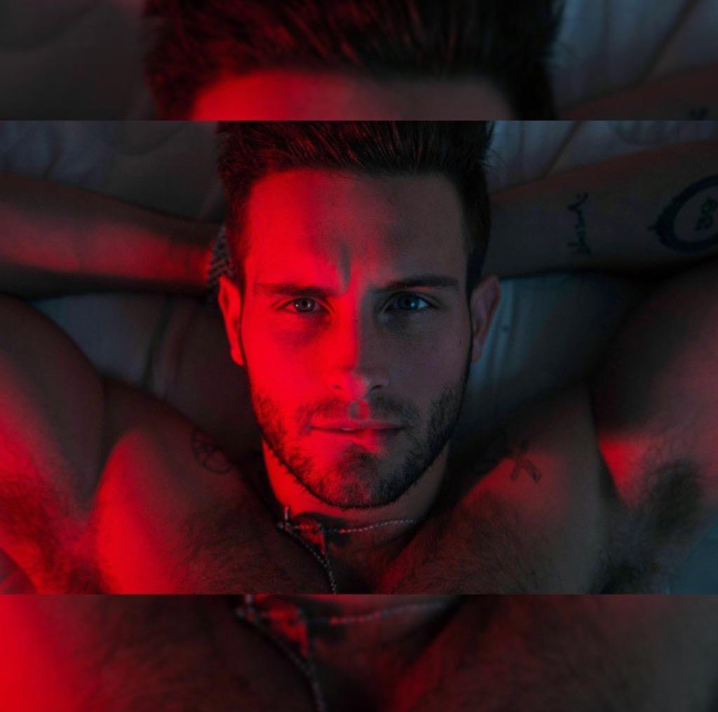 infinityxfstars's tweet photo. Nightmares and Dreamscapes. Sleeping alone. http://t.co/LLdPHFWPUE