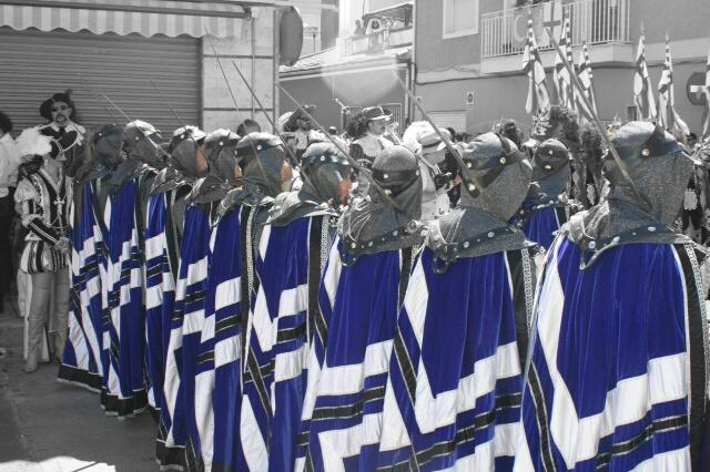 Fila_Vascons's tweet photo. Gracias a todos los q nos acompañasteis y lo petasteis junto a nosotros estos Moros!!!!! Sois muy grandes, GRACIASS!! http://t.co/YBq0Sv5t29
