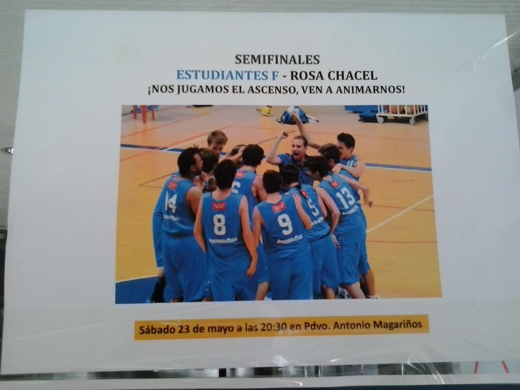 MovistarEstu's tweet photo. El @Estu_CadF ha puesto estos carteles por el Ramiro. ¡El sábado empiezan su lucha por el ascenso!  http://t.co/RkfXozxn1V
