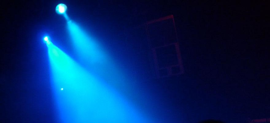 UG_Factory's tweet photo. Cerchiamo collaboratori a Milano: se avete competenze in ambito teatrale scrivete subito a info@urbangames-factory.it http://t.co/HrCujbc0sJ