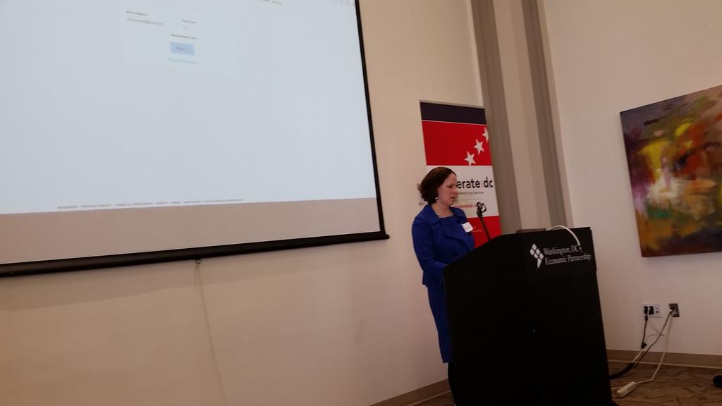 TechBreakfast's tweet photo. Helen Levy-Myers @hlevymyers presenting Athena's Workshop at #dctech @TechBreakfast http://t.co/Dg5BbR4DaE