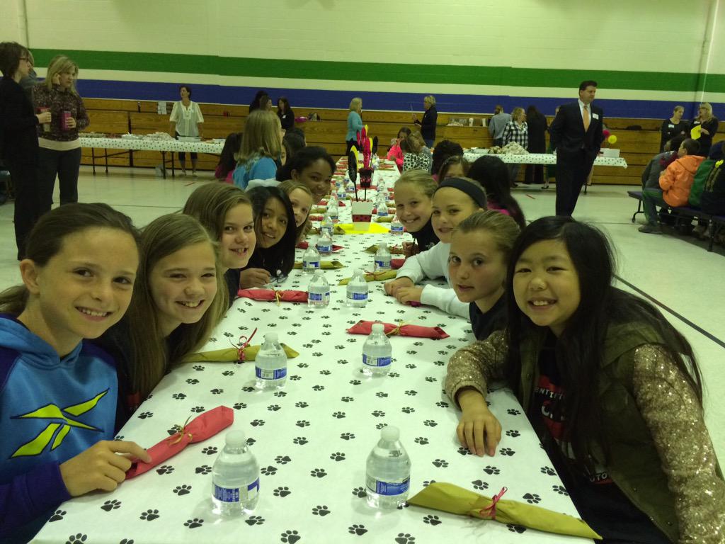HCStormSchool's tweet image. Fifth grade breakfast. 5th graders finishing up at HCS and getting ready for RMS!