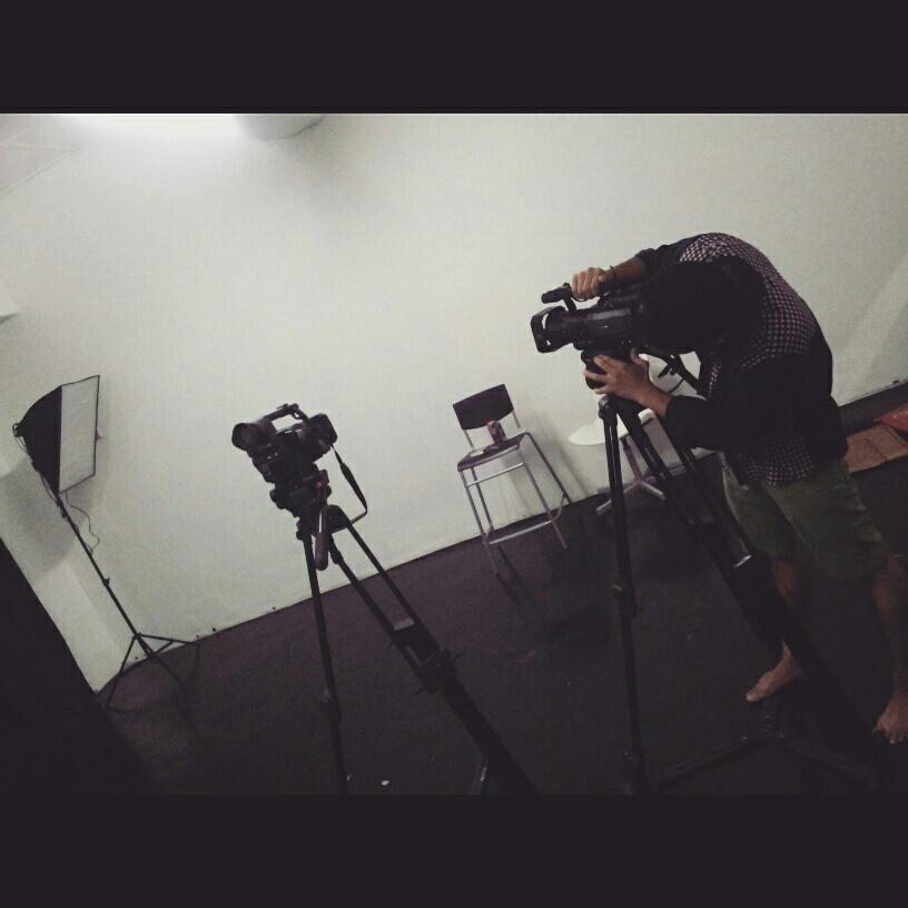 CubeartStage's tweet photo. Behind The Scene.. http://t.co/DCUXnUpgrS