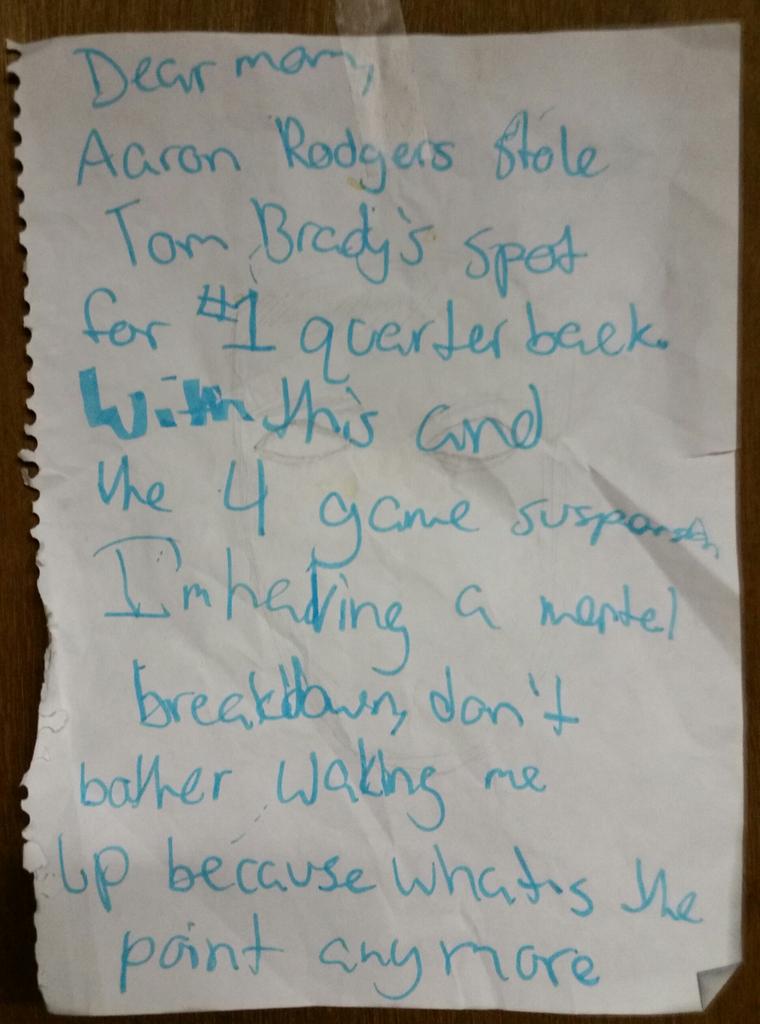 kirsten2cold's tweet photo. @Patriots This was on my 13yo daughter's door on Tuesday. #TruePatriotsFan #TomBrady http://t.co/gtn3rI3ClT