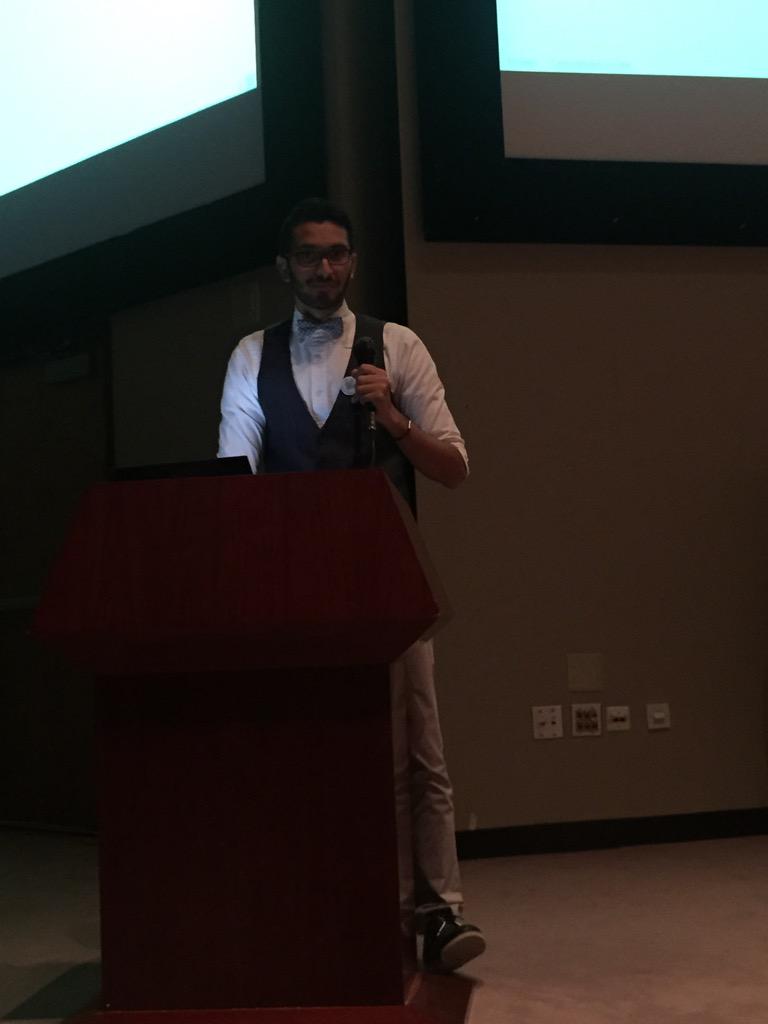 Med10_PSD's tweet photo. Our Presenter, Dr @moh_mash 👏🏼👏🏼 http://t.co/zD2E3IyCIX