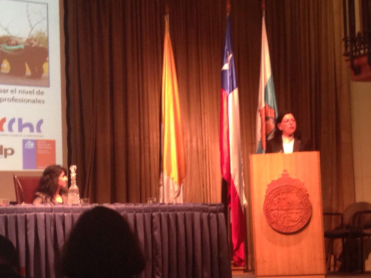 "Un desafío fundamental de la evaluación es que recoja los sueños de un #Chile más cosmopolita" T.Matus #innovacion