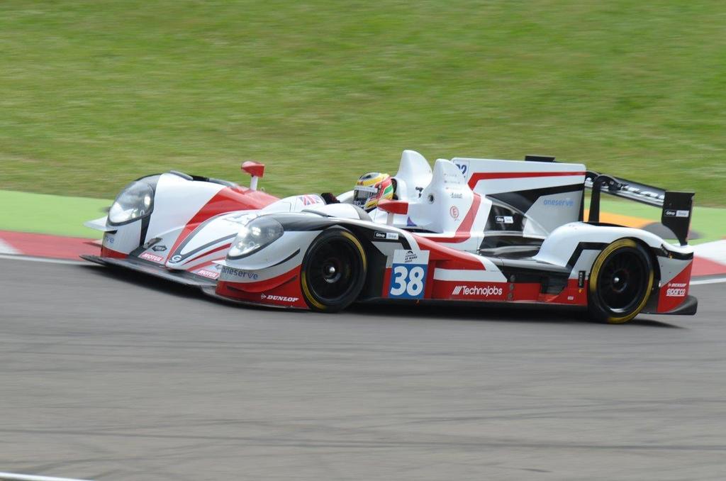 AleMex66's tweet photo. #4hoursofimola @EuropeanLMS @JotaSport #38 @AlbuquerqueFil @HarryTincknell @simondolan http://t.co/Yf697Xbewn
