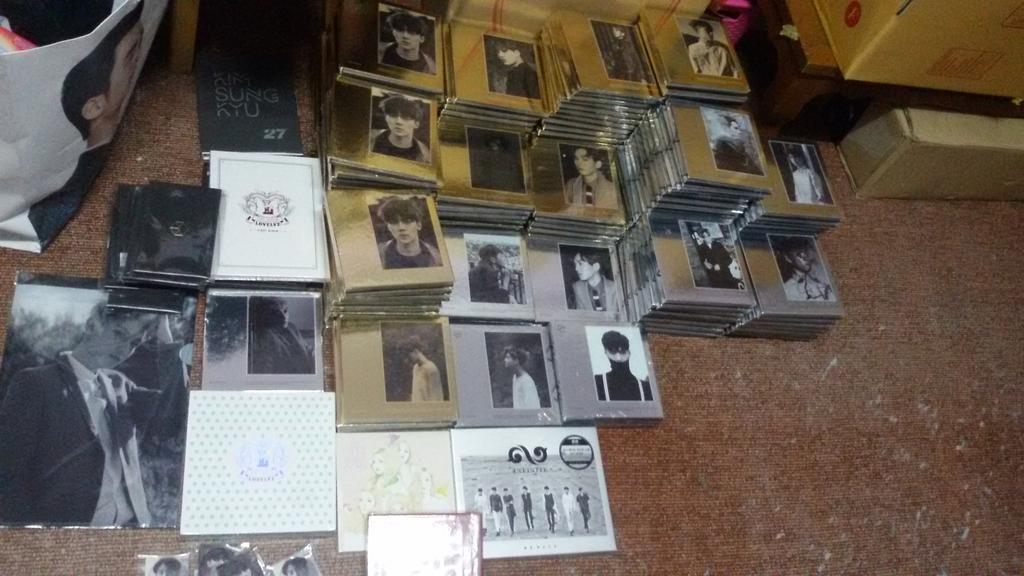 Preorder_Kshop's tweet photo. วันนี้ขอแพ็คของให้เสร็จก่อนนะคะ จะเข้าไปตอบไลน์อีกรอบค่ะ^^ ขออภัยในความไม่สะดวกนร้า http://t.co/LftXJ2uQK3