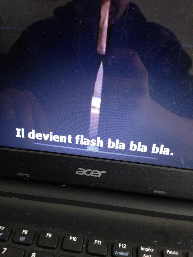 weshyannis's tweet photo. ptdrrrrr le mec qui a fait les traductions de Flash j'crois qu'il en à rien à foutre http://t.co/uAfrlulRHz