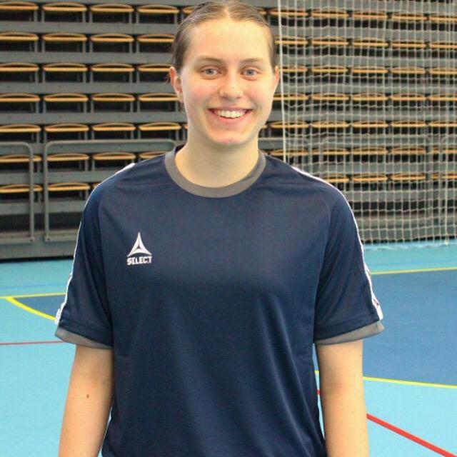 stabakelite's tweet photo. Rakel Alvern har signert en 2 års kontrakt med Stabæk :-) #stabækhåndball http://t.co/f9SleihvlO