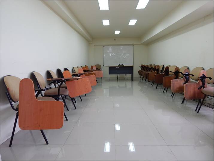Horison_School's tweet photo. ruang kelas @Horison_School http://t.co/r7eErkXs5N