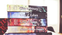 richiehabla's tweet photo. Book Series Recommendation: The Mortal Instruments by Cassandra Clare http://t.co/oMiYOaWKxS