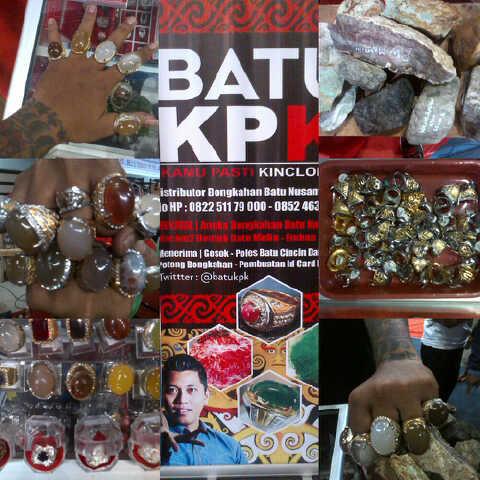 brianetnikmagic's tweet photo. @IklanBpn Pameran Batu Seluruh indonesia @DOME mulai dri Batu akik,mulia,bongkahan,emban sampai terima gosok. http://t.co/eRvFMcowIo