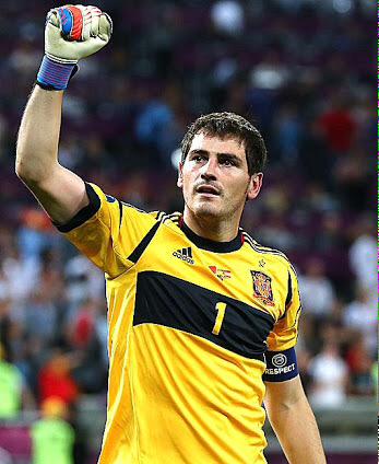 Happy Birthday to the LA ROJA Legend. Saint Iker. 
