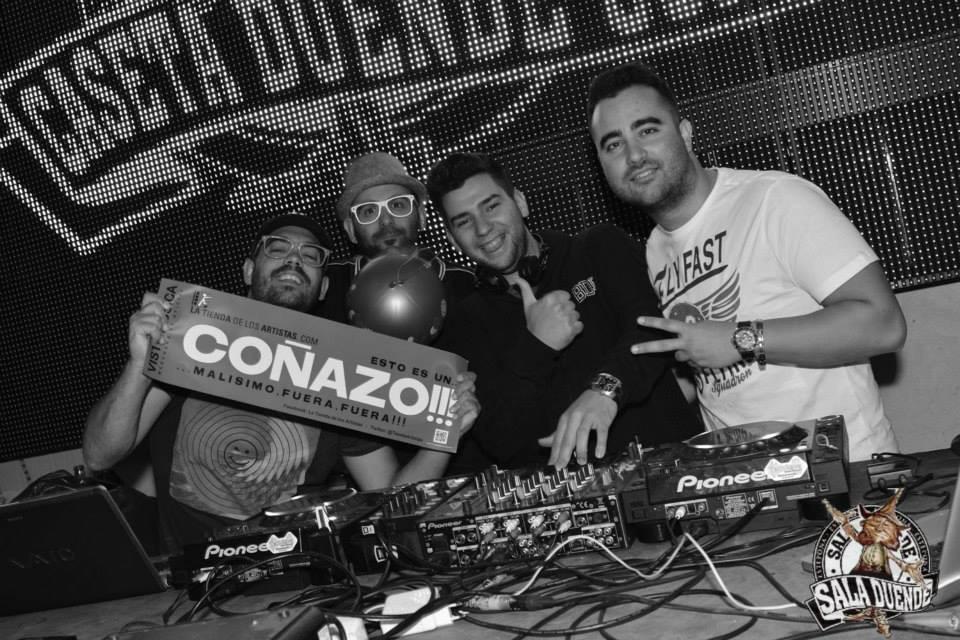 Gran noche con los señores <a href="/PAMNDJS/">PAMN!  DJS</a> en Caseta Duende !