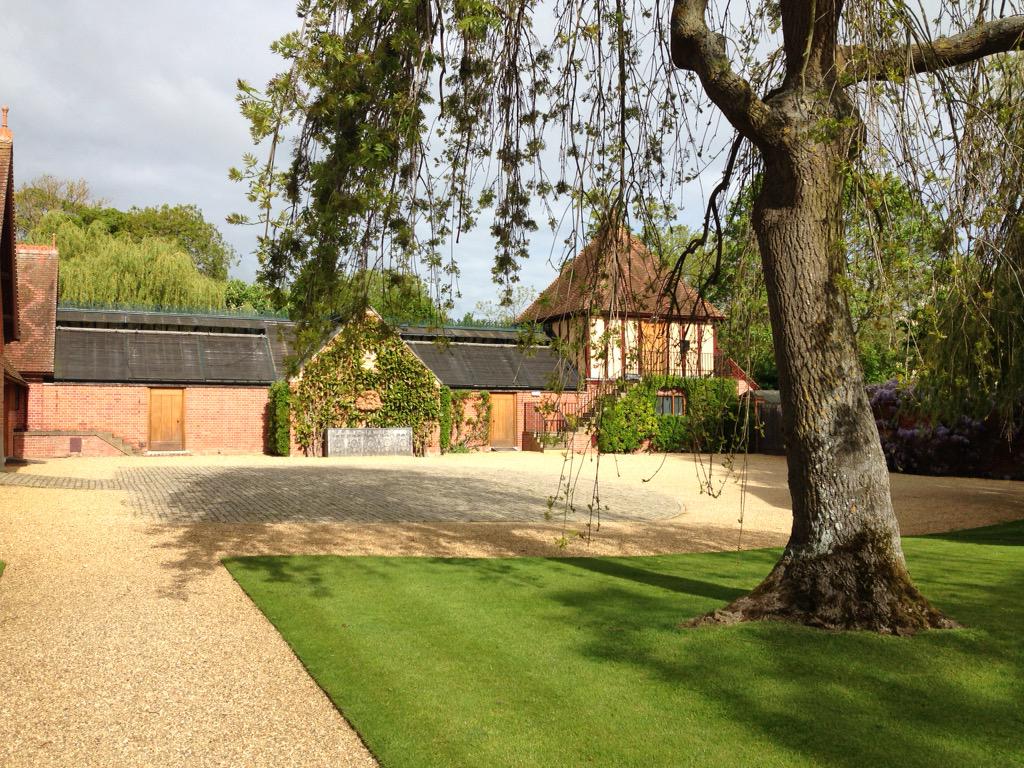 carbonheroes's tweet image. Perfect setting at Waddesdon Manor for the #FleetNet Open Day &amp;amp; AGM