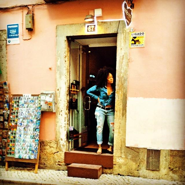 ilovebairroalto's tweet photo. #BairroAlto #Lisbon #door by stuartjince1 http://t.co/LN4UYxp5ZH
