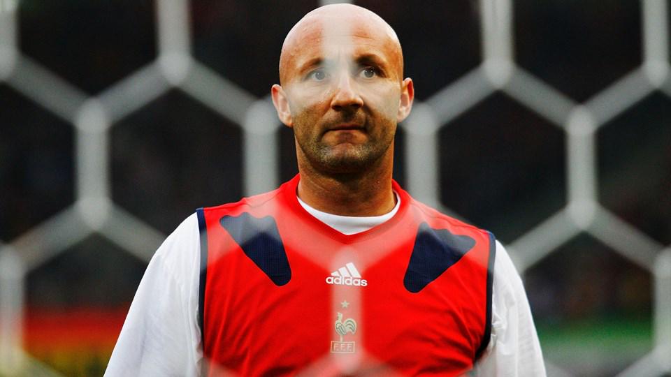 Happy birthday (24), Andriy Pyatov (31), Fabien Barthez (44) & Phil Masinga (46)
 
