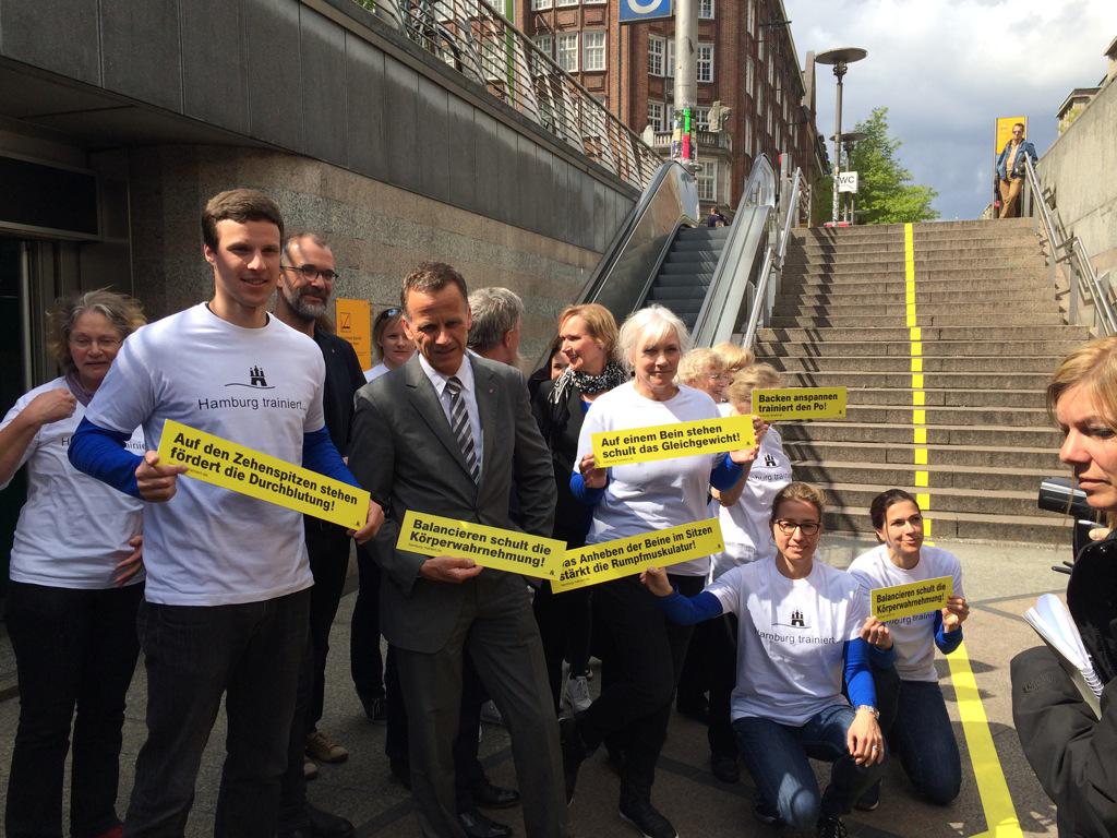 Startschuss für das "urban sports lab" der Olympia-Kampagne "Hamburg trainiert". Ab jetzt nur noch Treppen. #dosb