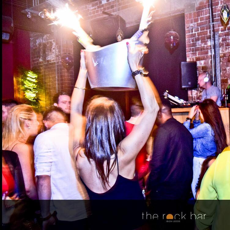 therockbar's tweet photo. Book your VIP table for Bank Holiday weekend - 01132468232 to avoid the queues 😘 @alexsimmonsdj @Dominicmatteo21 http://t.co/amnXU7hjx4