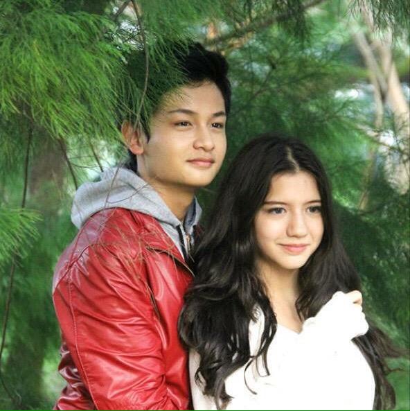 cassandrasleee's tweet photo. Msh banyak yg kangen RainFahri Thxx ❤️Ya Support kalian itu very precious (*buka Kamus haha) Siapa yg CaNDY?@SCTV_ http://t.co/gFwzAn5IWw