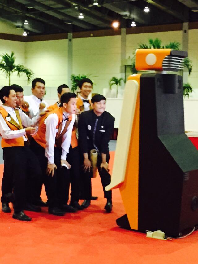 im freephoto tweet media