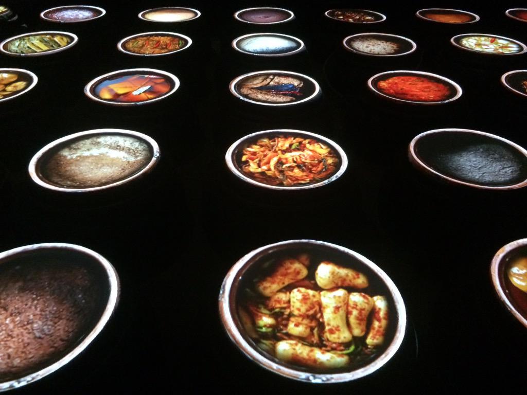 rachelequel's tweet photo. .@koreapavilion20 ah ecco, ora si che ha più senso... Mah... #gNeLab @gNellerba voi cosa ne pensate? http://t.co/6WevsePXeP