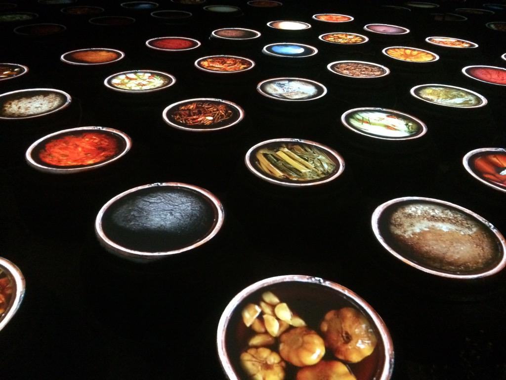 rachelequel's tweet photo. .@koreapavilion20 ah ecco, ora si che ha più senso... Mah... #gNeLab @gNellerba voi cosa ne pensate? http://t.co/6WevsePXeP