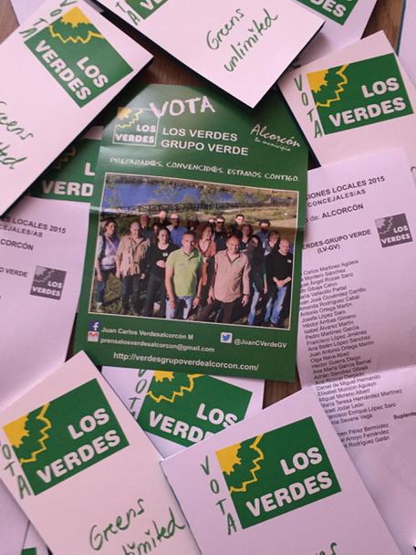 JuanCVerdeGV's tweet photo. Algunos esconden sus candidatxs, nosotrxs en #Alcorcon orgullosos de mostrar sus caras #Alcorcon #VotaVerde http://t.co/NCRq9PstE2