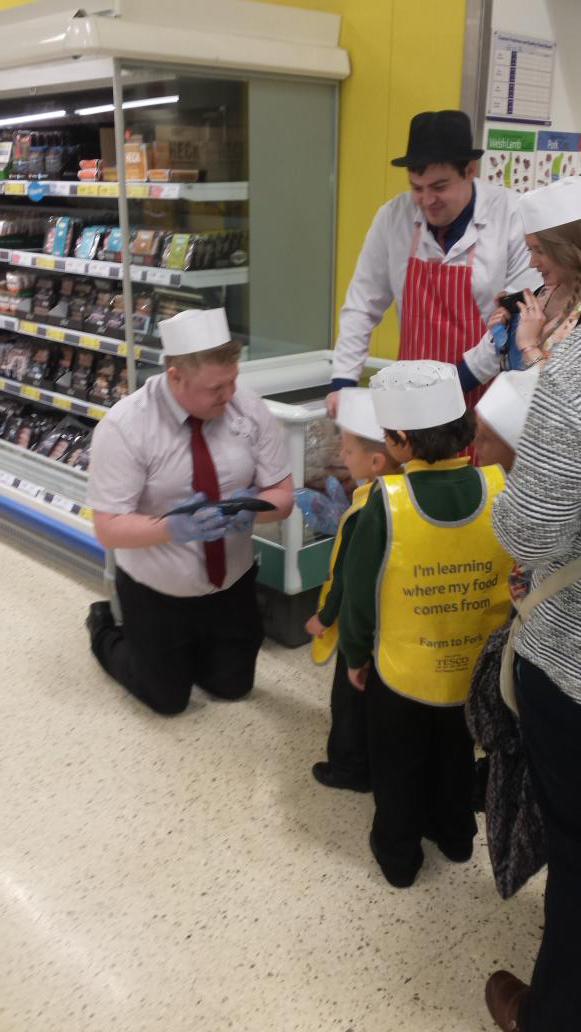 Thanks to Ysgol Cynwyd Sant again for another fantastic or fferm ir fforc Cymraeg.

<a href="/CathyBurman/">Cathy Burman</a> 
<a href="/KarlMayo/">karl may</a>