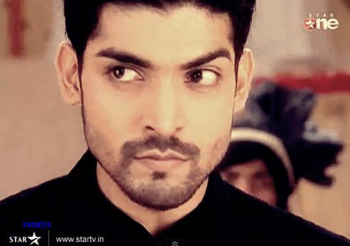 uff ye gussa 😨
still he looks handsome 😉