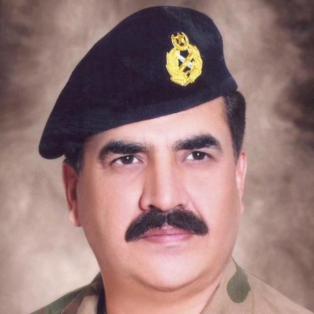 apnagujrat786's tweet photo. #PAKISTAN_ARMY_ZINDABAD 
@aaj_urdu @aaj_urdu @AsimBajwaISPR @CapitalTV_News @CMShehbaz @Dawn_News @ExpressNewsPK http://t.co/RXHFm07S8Z