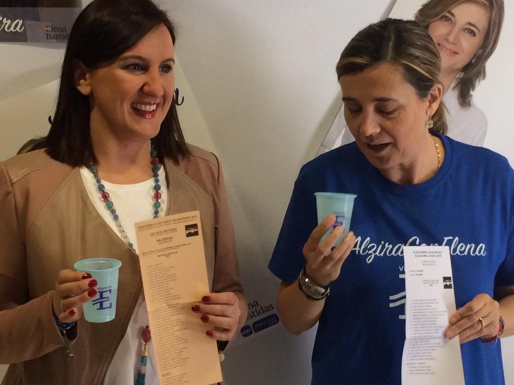 mjosecatala's tweet photo. Empleo,educación,equipo, eficiencia...la #VitaminaE de @elenabastidasb en #Alzira #JuntsFentMesAlzira #AlziraConElena http://t.co/lS3fgd1rGy