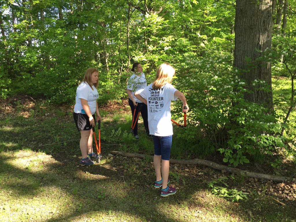 BMSCC1's tweet photo. Service above self.....it's what we're all about! #bmscc #careday http://t.co/uRHdJTG7wk