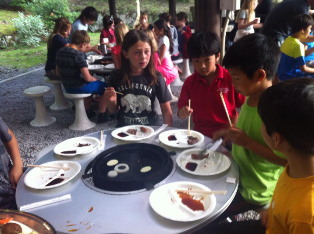 Namastececi's tweet photo. Barbecue at #gr4camp @yis @mjhamada yum! http://t.co/TA7ZbfXr5B