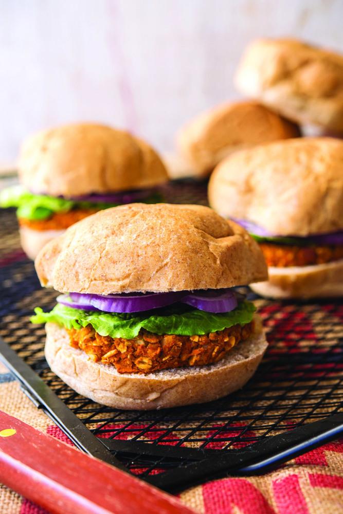 ForksOverKnives's tweet photo. Smoky Sweet Veggie Burger Recipe http://t.co/sKaon1pduu http://t.co/OaTKUvwhpH