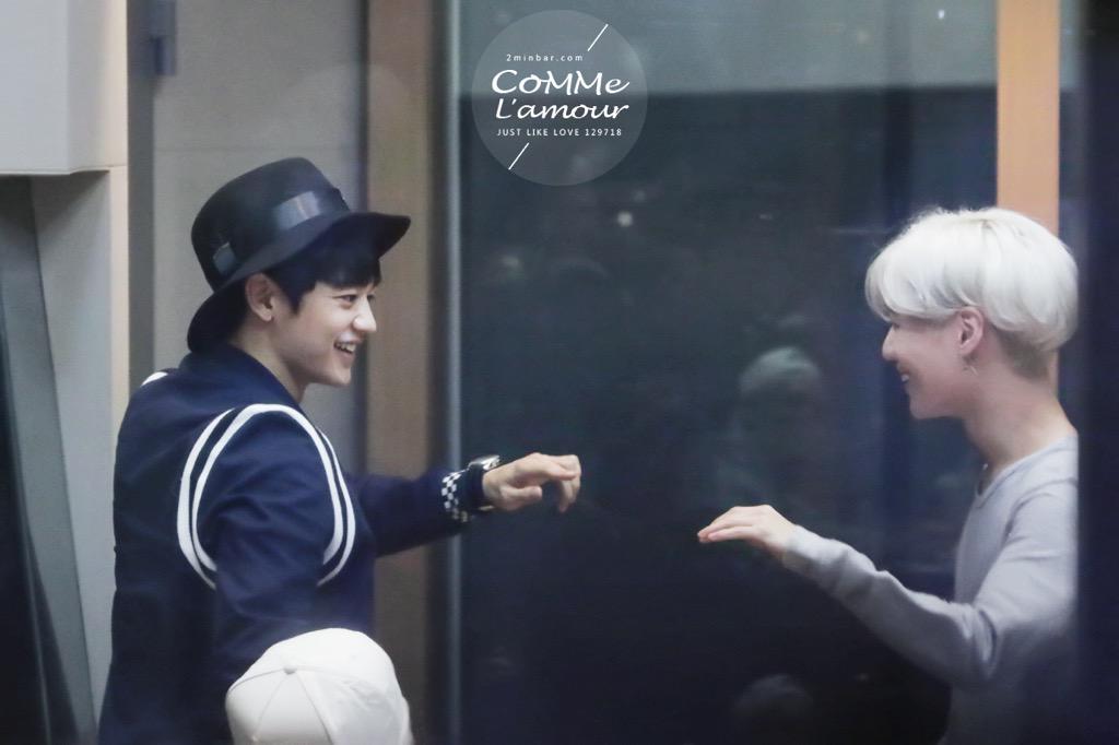 [ 150518 ]  푸른 밤 종현입니다 2min ×4p. T^T So cute!! Please do not modify，thanks.