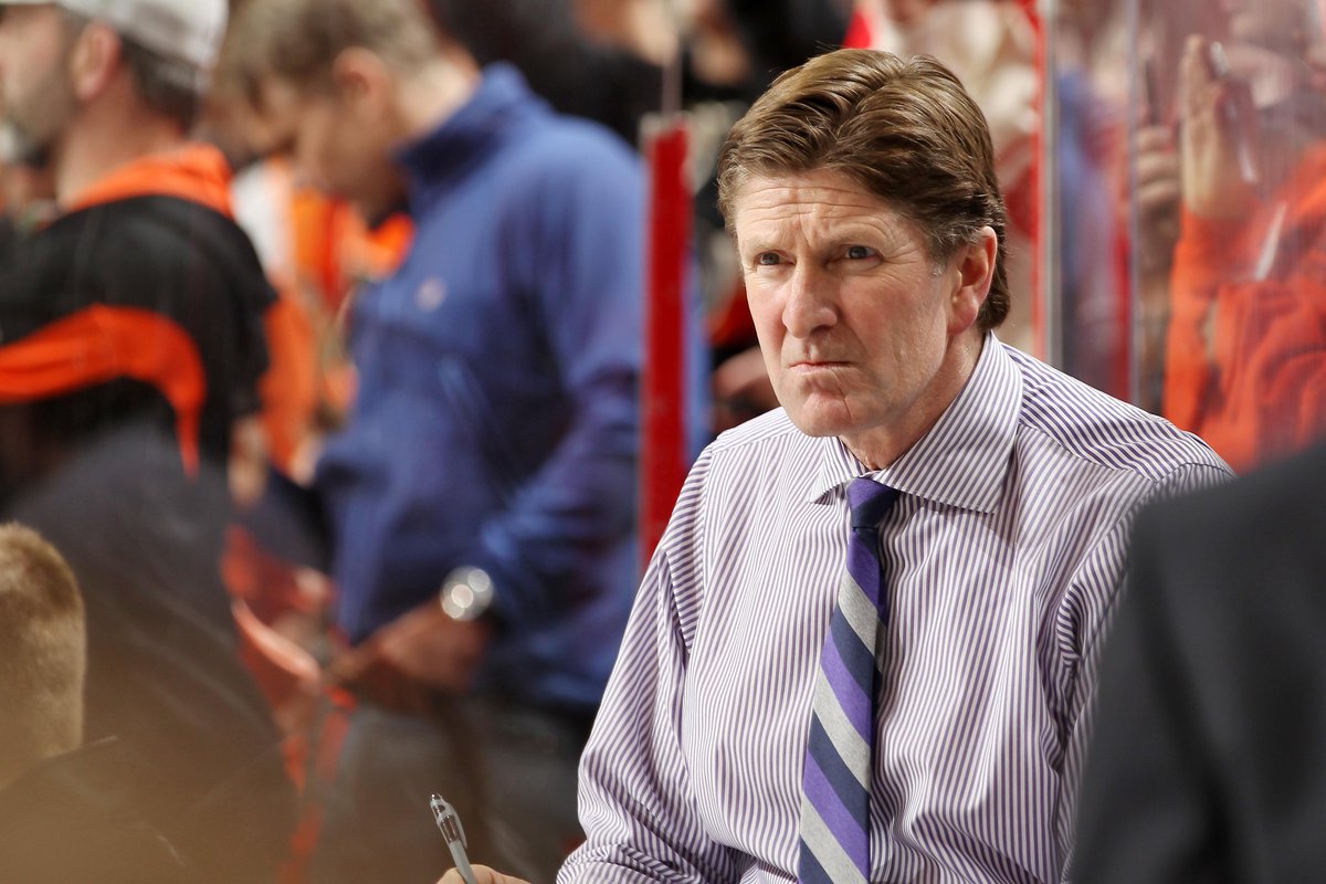 SportsCenter's tweet photo. THIS JUST IN: Maple Leafs and Mike Babcock agree to 8-year deal worth about $50 million. (via @Real_ESPNLeBrun &amp; TSN) http://t.co/CIjY94UKTp