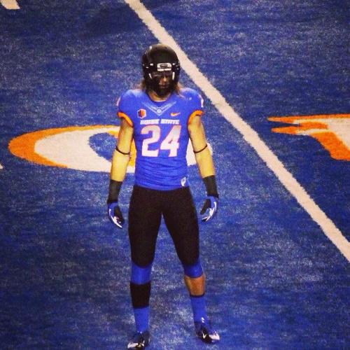 chatfootball's tweet photo. http://t.co/u7N8865NFw Local recruit makes gridiron return with UBC - DB signs with #CWUAA team [FREE] #CIS #NCAA http://t.co/H8X3RKML4C