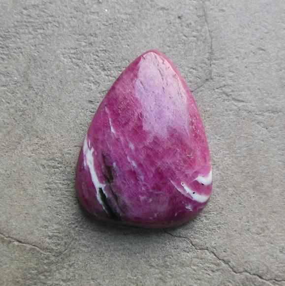 makeurjewelry's tweet photo. https://t.co/d7MCvN9Ia8
#Rubyzoisitecabochon #Dropcabochon #Gemstonecabochon http://t.co/vYWWEG4MAS