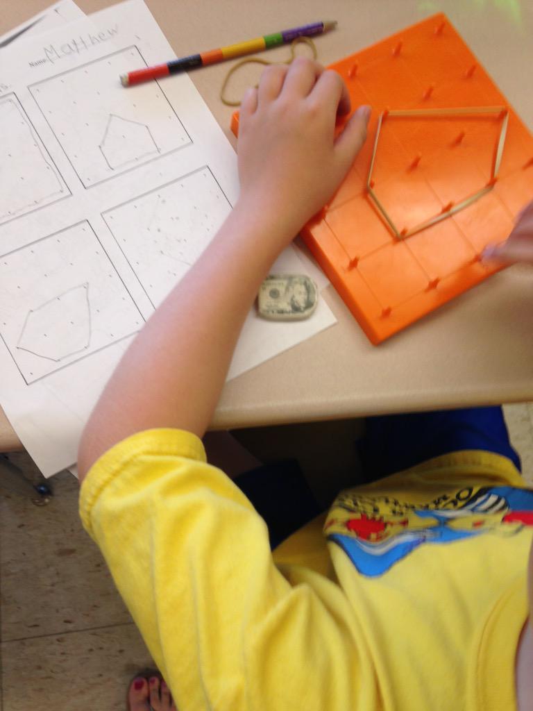 klmcd1976's tweet photo. @collinswj Making pentagons with geoboards. http://t.co/vDNn58uktG